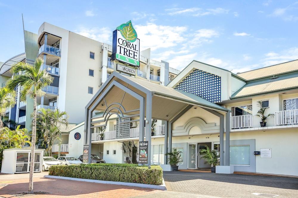 Coral Tree Inn Cairns Exteriör bild